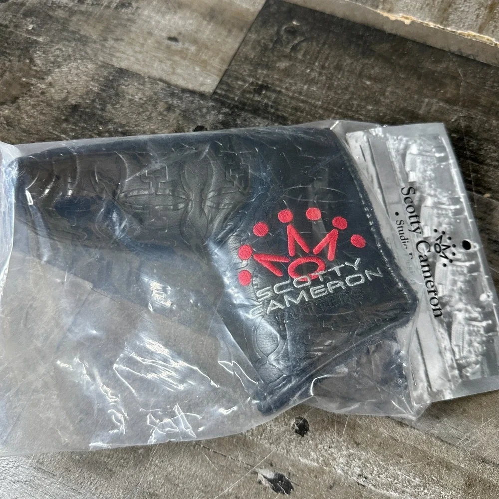 NEW‎ Scotty Cameron 2023 Club Member Black and Red SCP Putter Blade Headcover